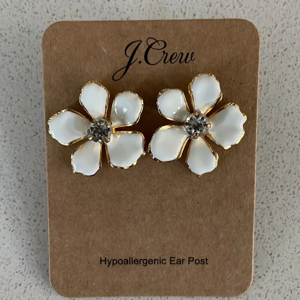 NWT JCrew white flower earrings - Picture 2 of 2